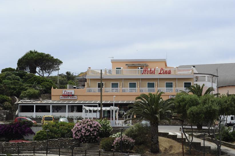 Lina Hotel Stintino Exteriér fotografie